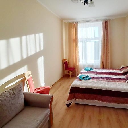 Apartments Iris Karlovy Vary Kültér fotó