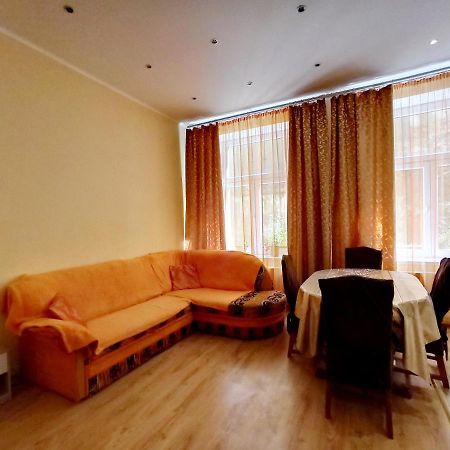 Apartments Iris Karlovy Vary Kültér fotó